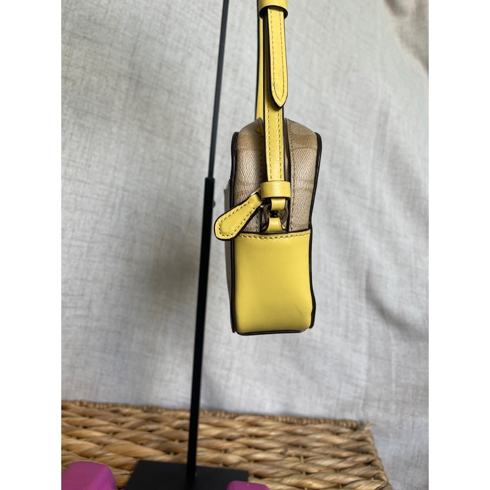 Coach Mini Jamie Camera Bag Signature Canvas Garden Print Yellow Crossbody C9947 - Picture 5 of 5